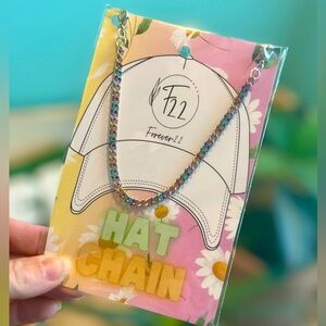 Silver Multi Colored Simple Trucker Hat Chain